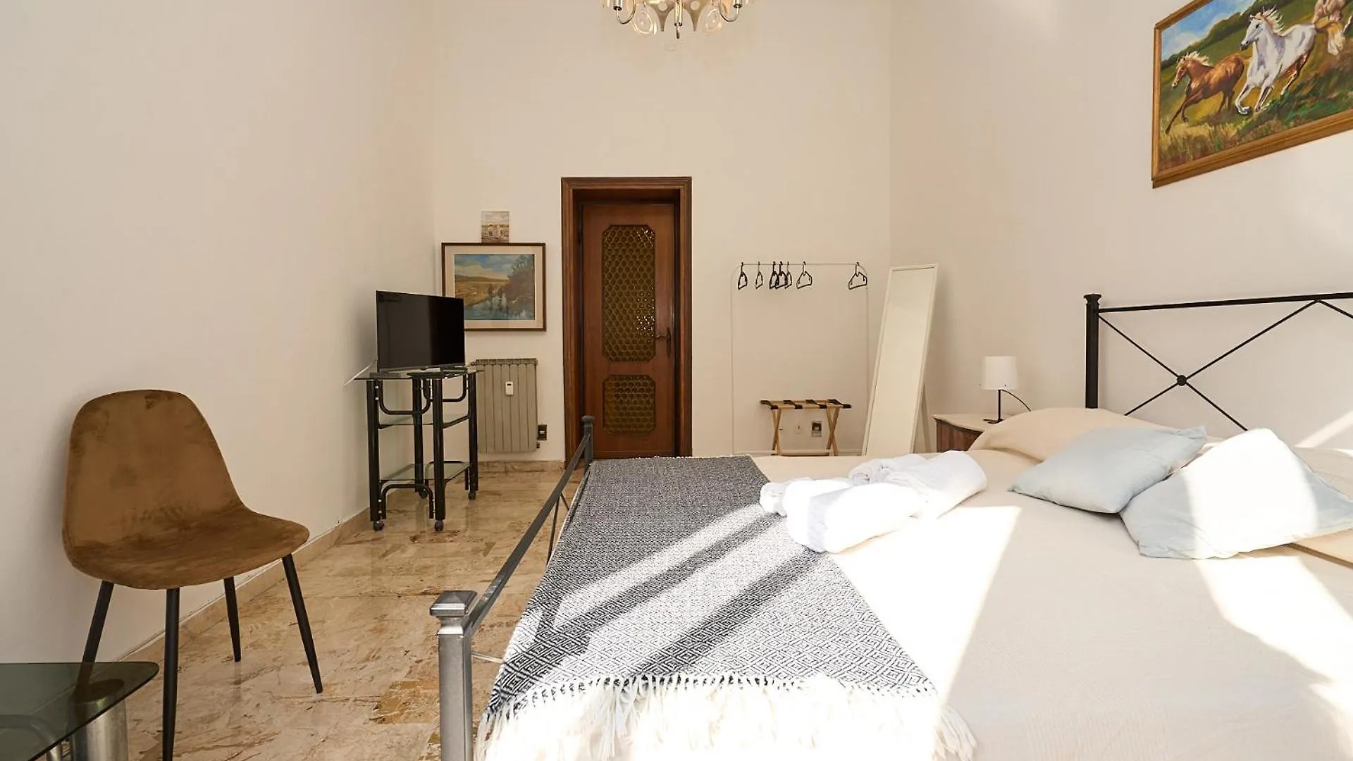 Apartament Vintage House - 2 Minutes Walk From Central Station Mediolan